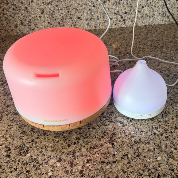 2 Color Changing Essential Oil Diffusers - Picture 2 of 13